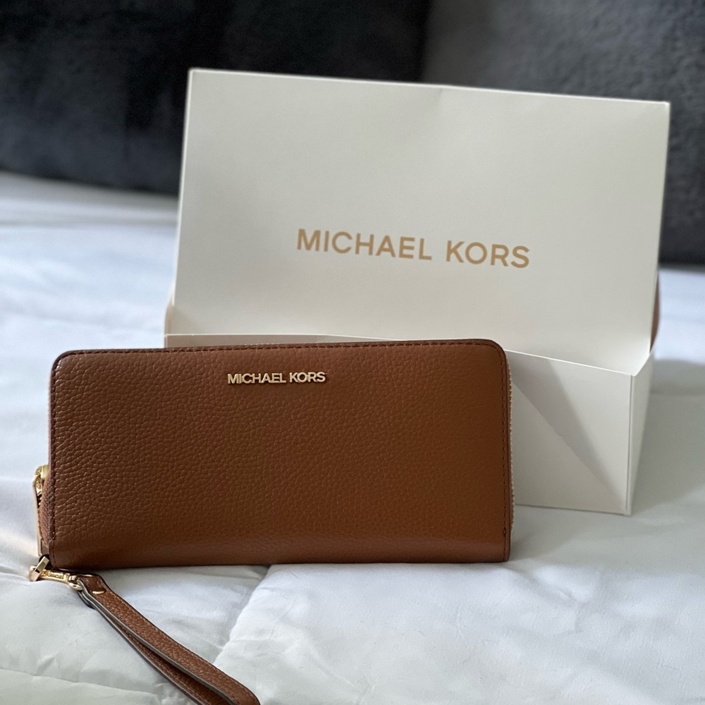 Michael Kors leather wallet